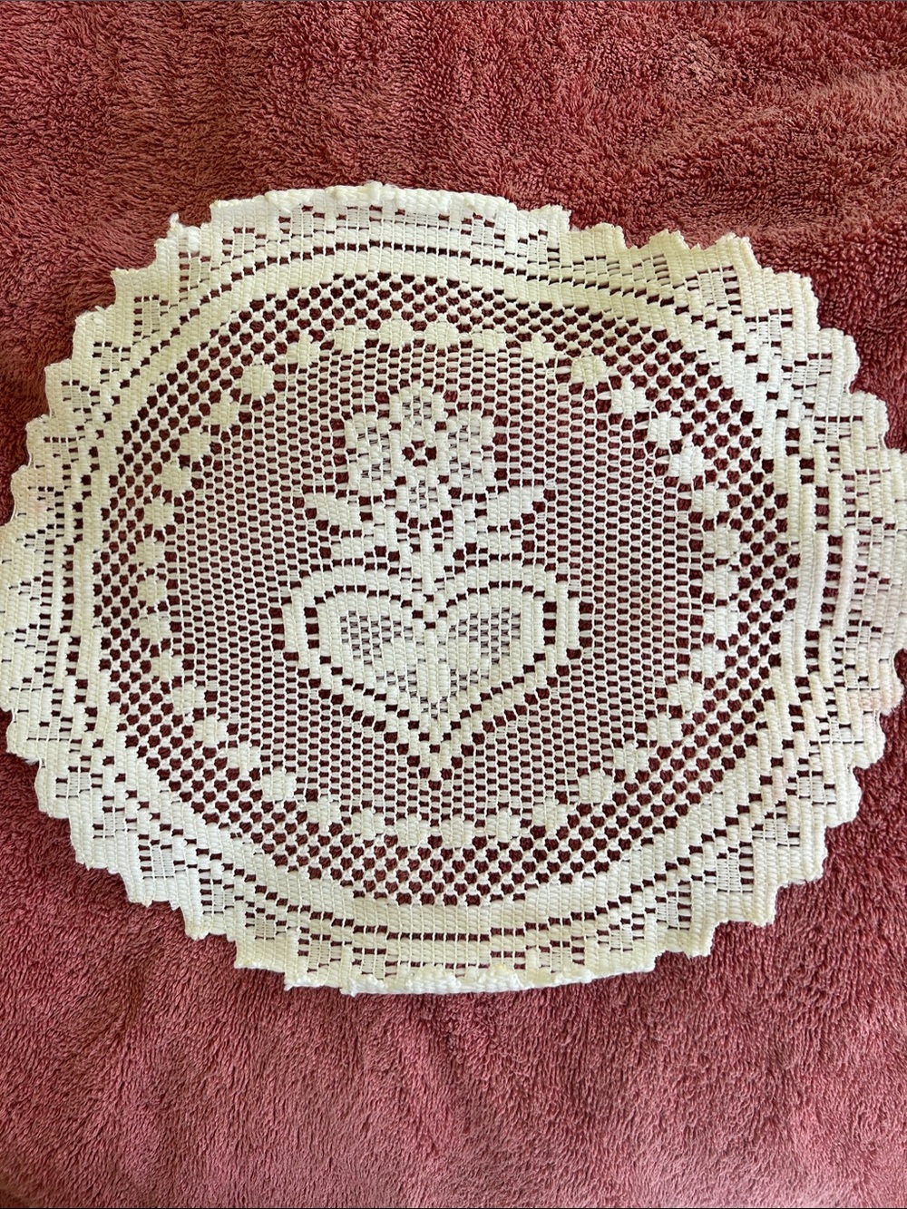 Decorative heart doily from Austria. Like new! Can hang on hoop. Clean. Sturdy.